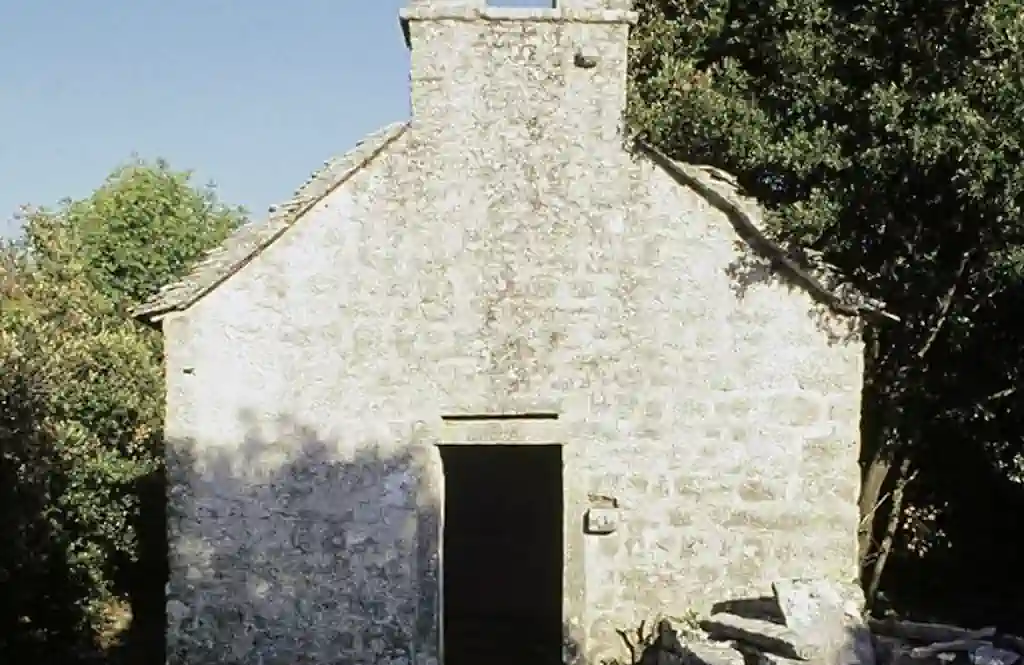 Crkva Svih Svetih na otoku Braču