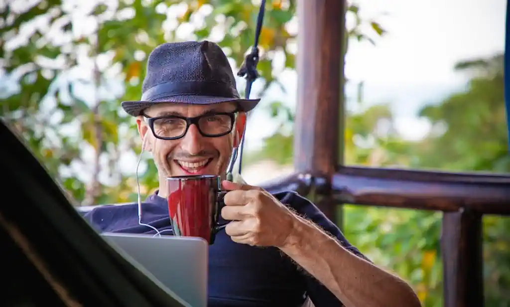 Brač kao ured: Obećana zemlja za digitalne nomade ili izolirani otok s lošim internetom?