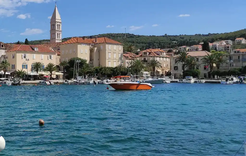 Informacije Brač: Kompletan vodič za lakše snalaženje na otoku