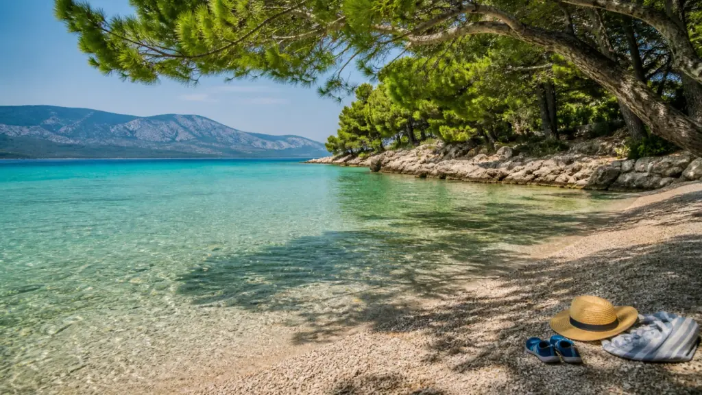 Najbolje plaže za obitelji s djecom na Braču